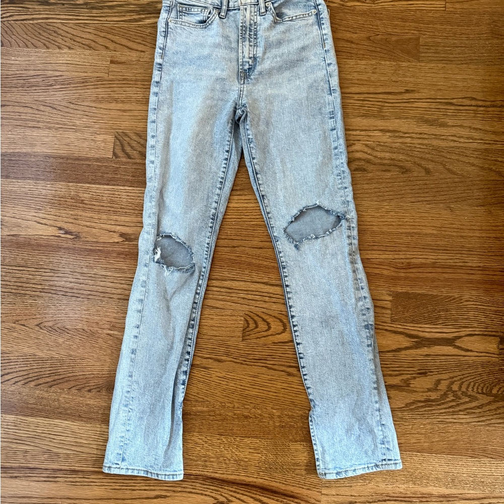 GAP Light Wash Skinny Jeans with Knee Rips